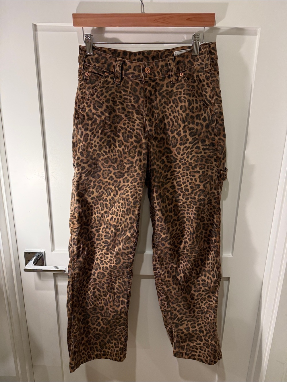 Gap 90’s loose carpenter mid rise cheetah animal print pants